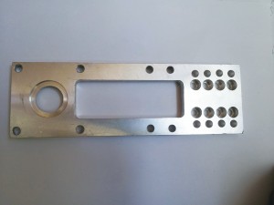 Base plate(고 관절부)